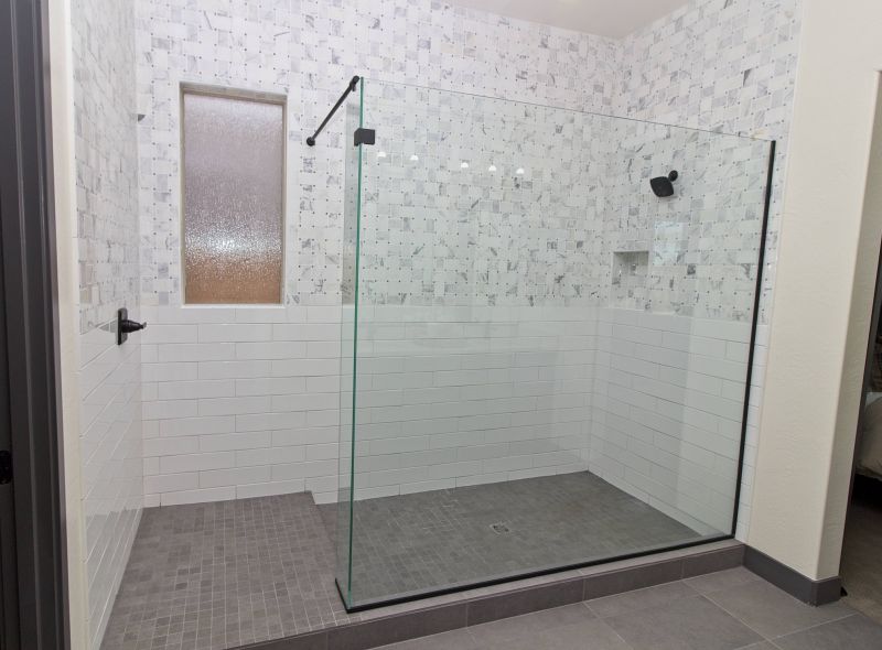Large Format Tiles in Shower Space